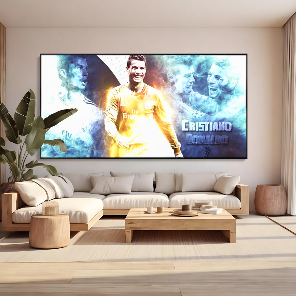 Tablou canvas cu tablou canvas cu cristiano ronaldo, in rama de aluminiu negru, pe perete intr-un living
